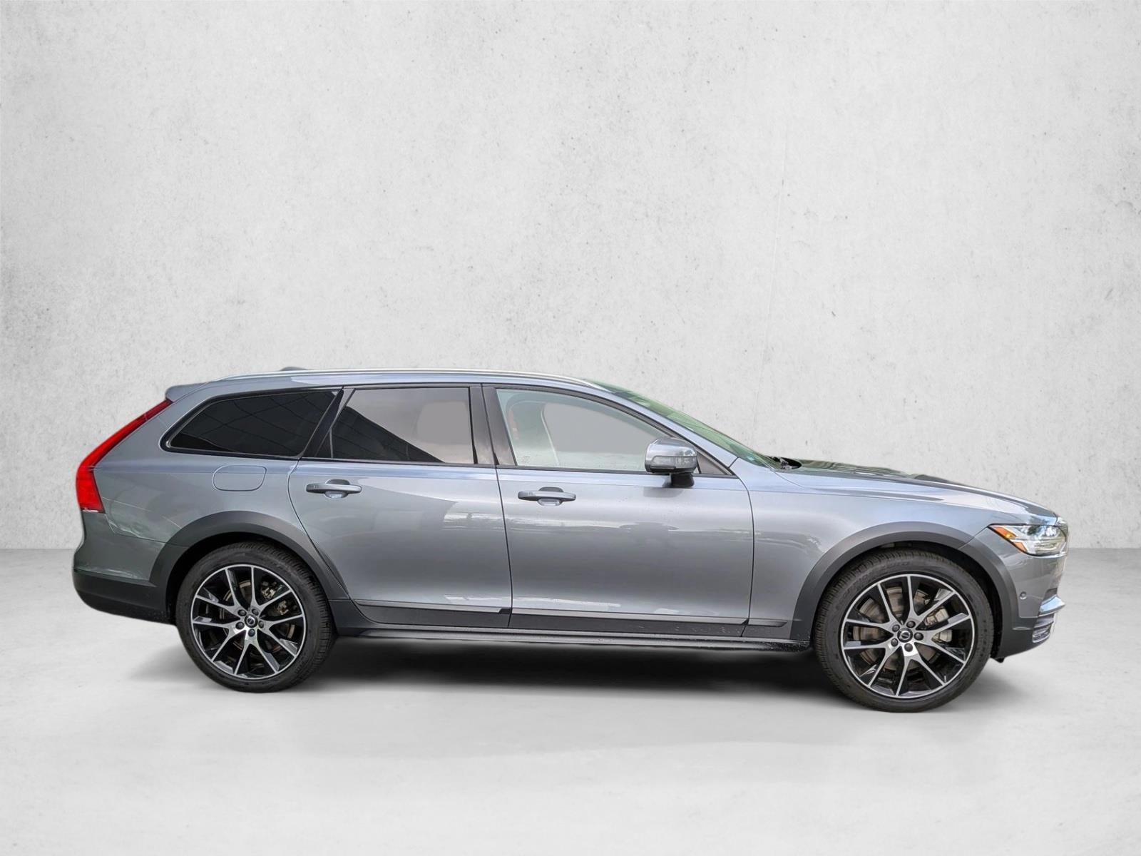 2020 Volvo V90 Cross Country T6 AWD