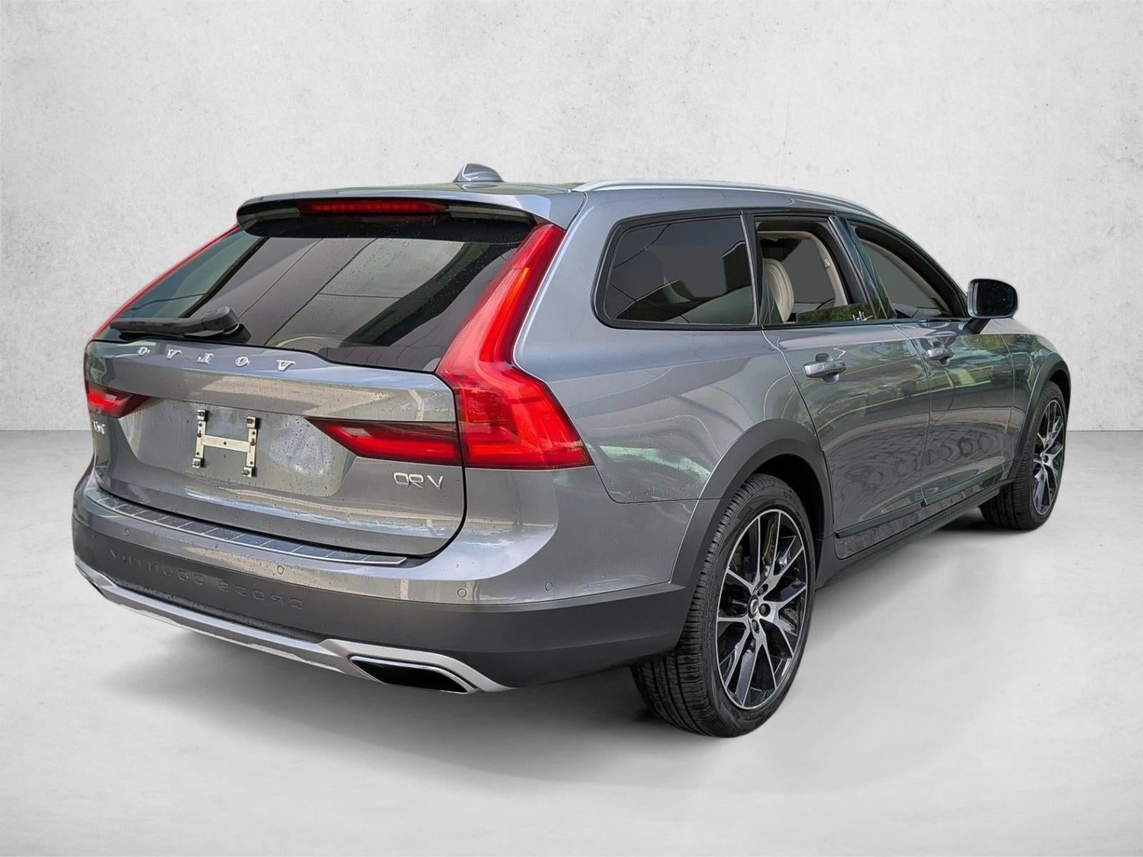 2020 Volvo V90 Cross Country T6 AWD