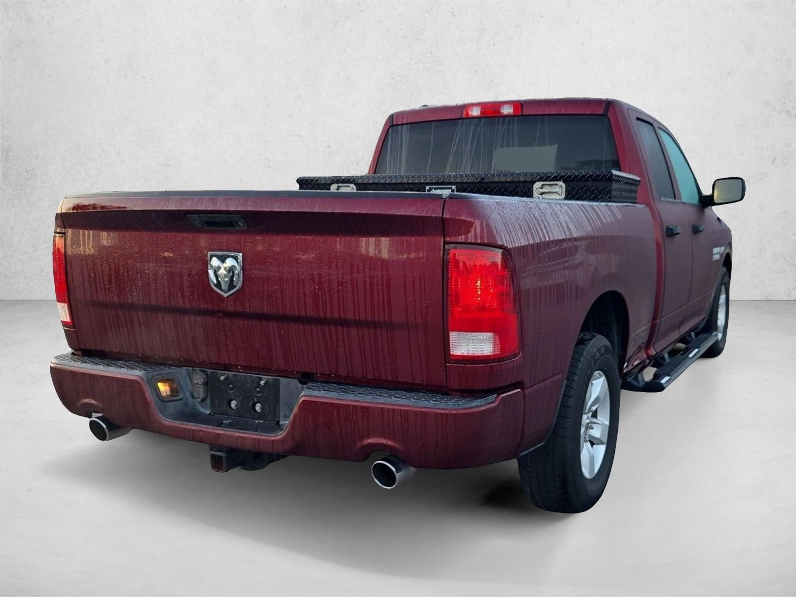 2018 RAM 1500 Express 4x2 Quad Cab 6'4" Box