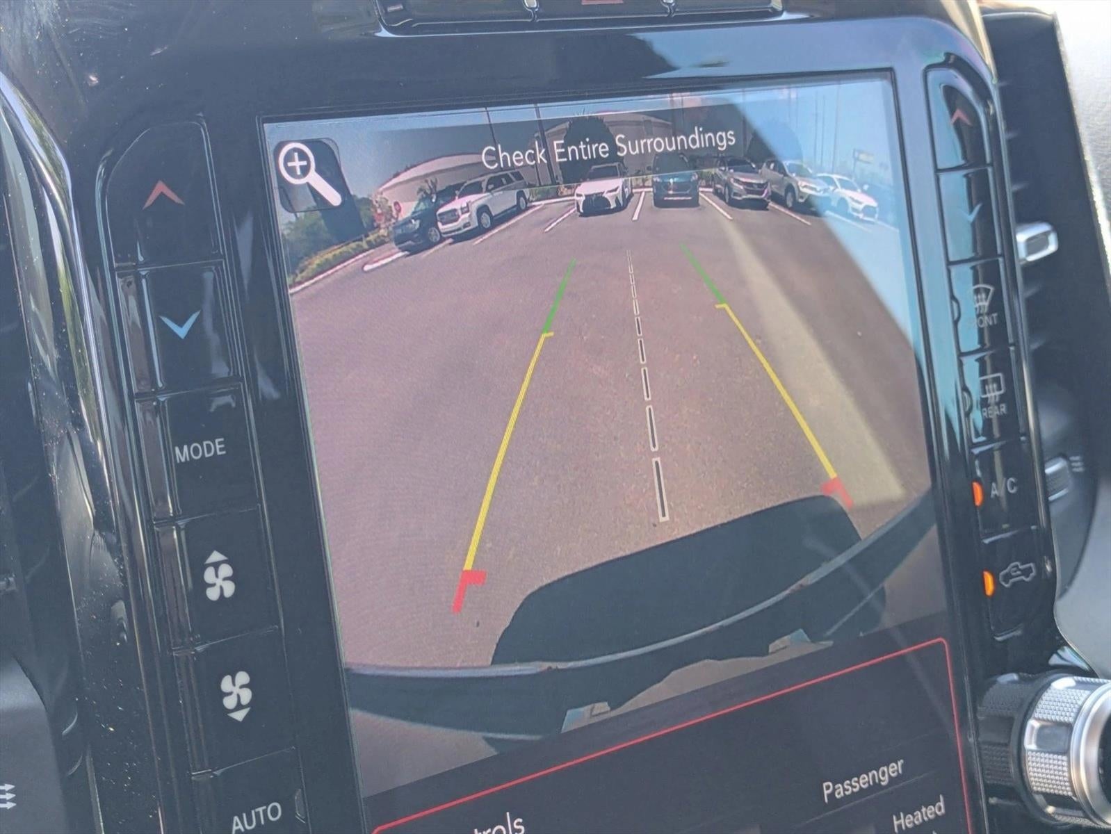 2019 RAM 1500 Laramie 4x2 Crew Cab 5'7" Box