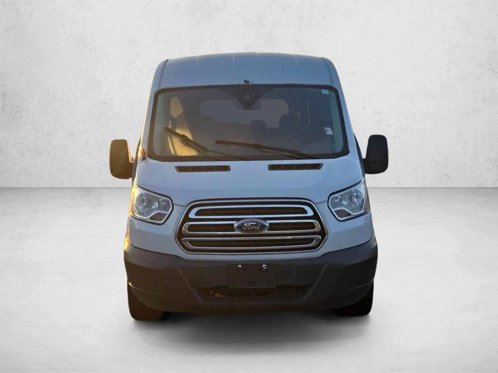 2019 Ford Transit Passenger Wagon T-350 148" Med Roof XLT Sliding RH Dr