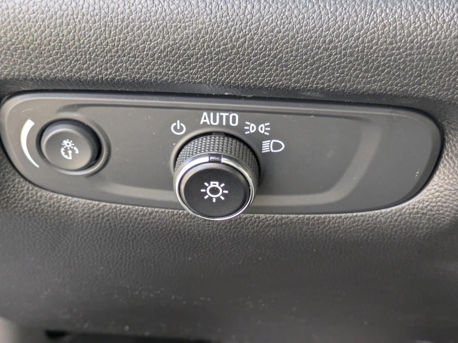 2023 Chevrolet Traverse FWD 1LS