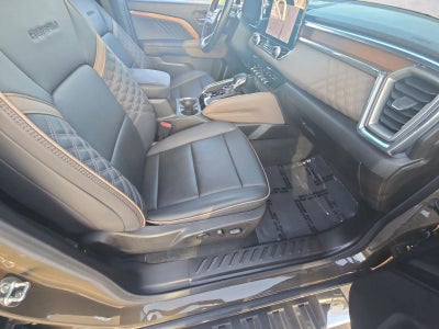 2024 GMC Canyon Crew Cab Short Box 4-Wheel Drive Denali