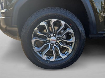 2024 GMC Canyon Crew Cab Short Box 4-Wheel Drive Denali