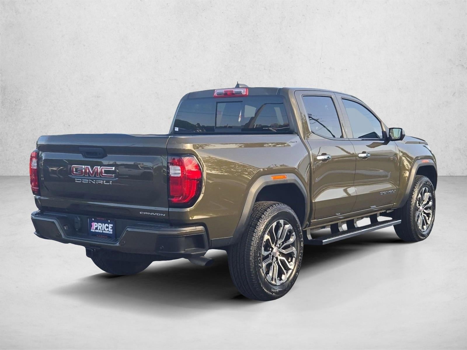 2024 GMC Canyon Crew Cab Short Box 4-Wheel Drive Denali
