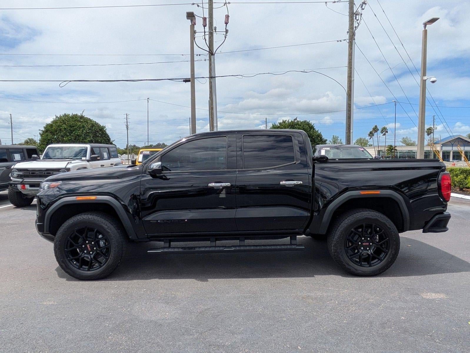 2023 GMC Canyon Crew Cab Short Box 4-Wheel Drive Denali