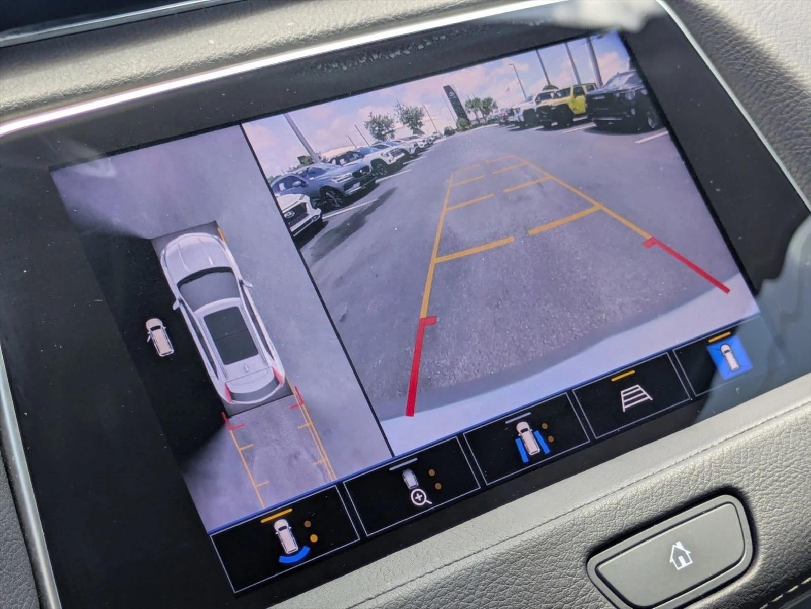 2022 Cadillac XT4 FWD 4dr Premium Luxury