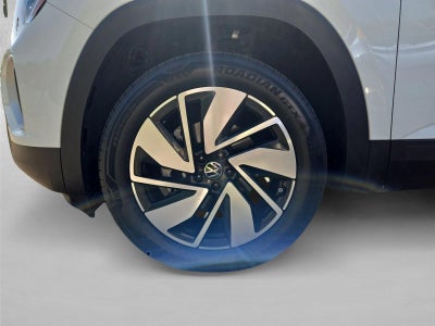 2024 Volkswagen Atlas 2.0T SE w/Technology FWD
