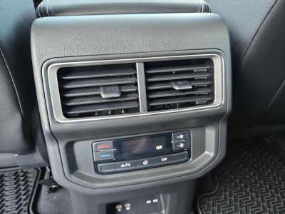 2024 Volkswagen Atlas 2.0T SE w/Technology FWD