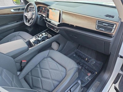 2024 Volkswagen Atlas 2.0T SE w/Technology FWD