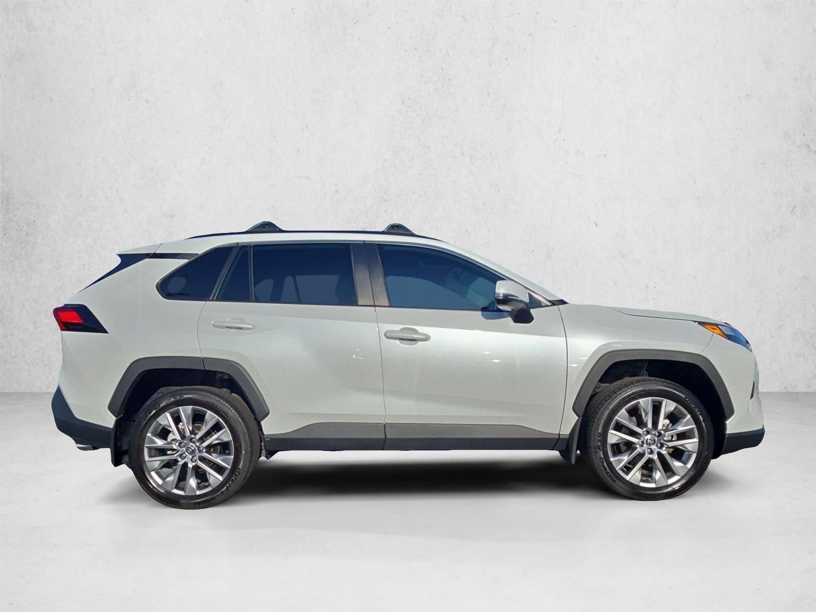 2024 Toyota RAV4 XLE Premium FWD (Natl)