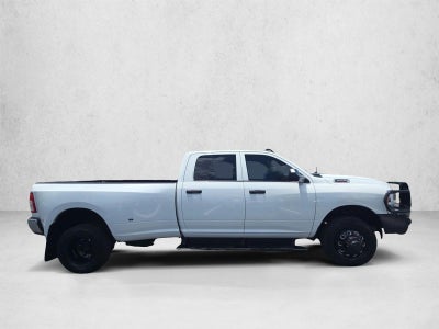 2020 RAM 3500 Tradesman 4x4 Crew Cab 8' Box