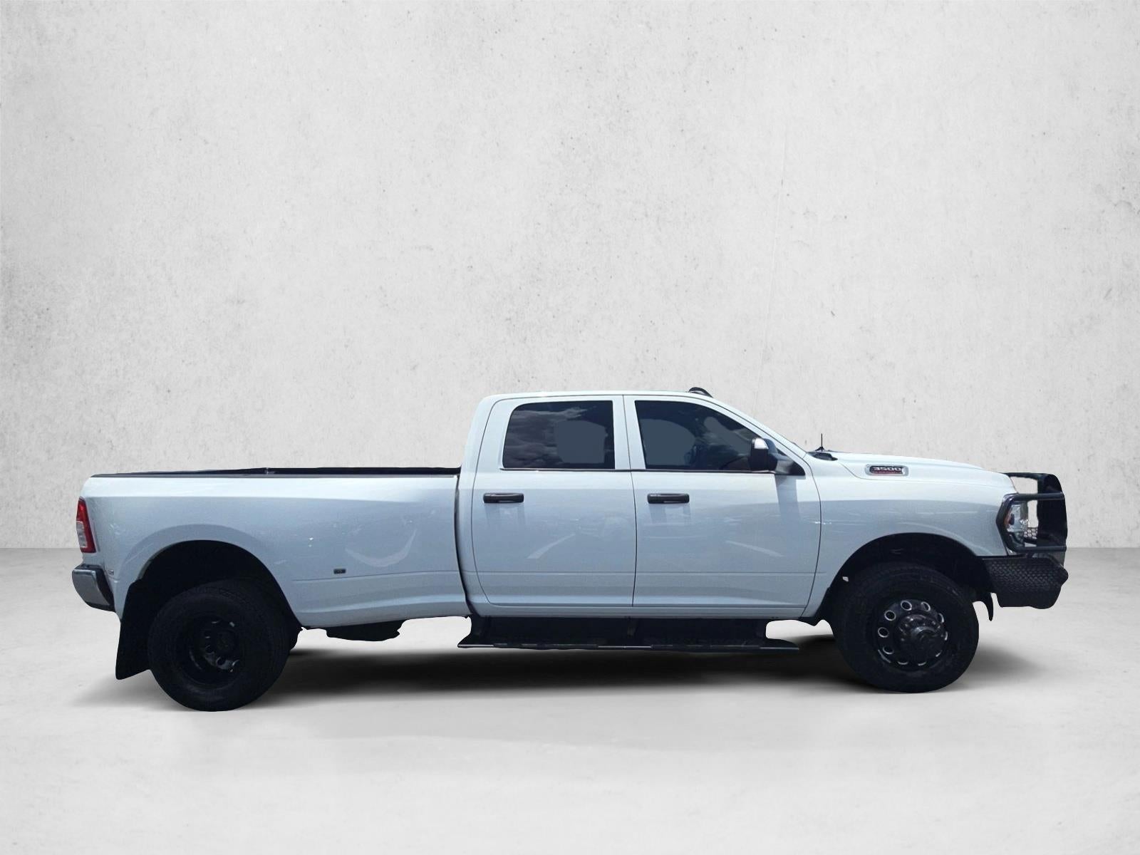2020 RAM 3500 Tradesman 4x4 Crew Cab 8' Box