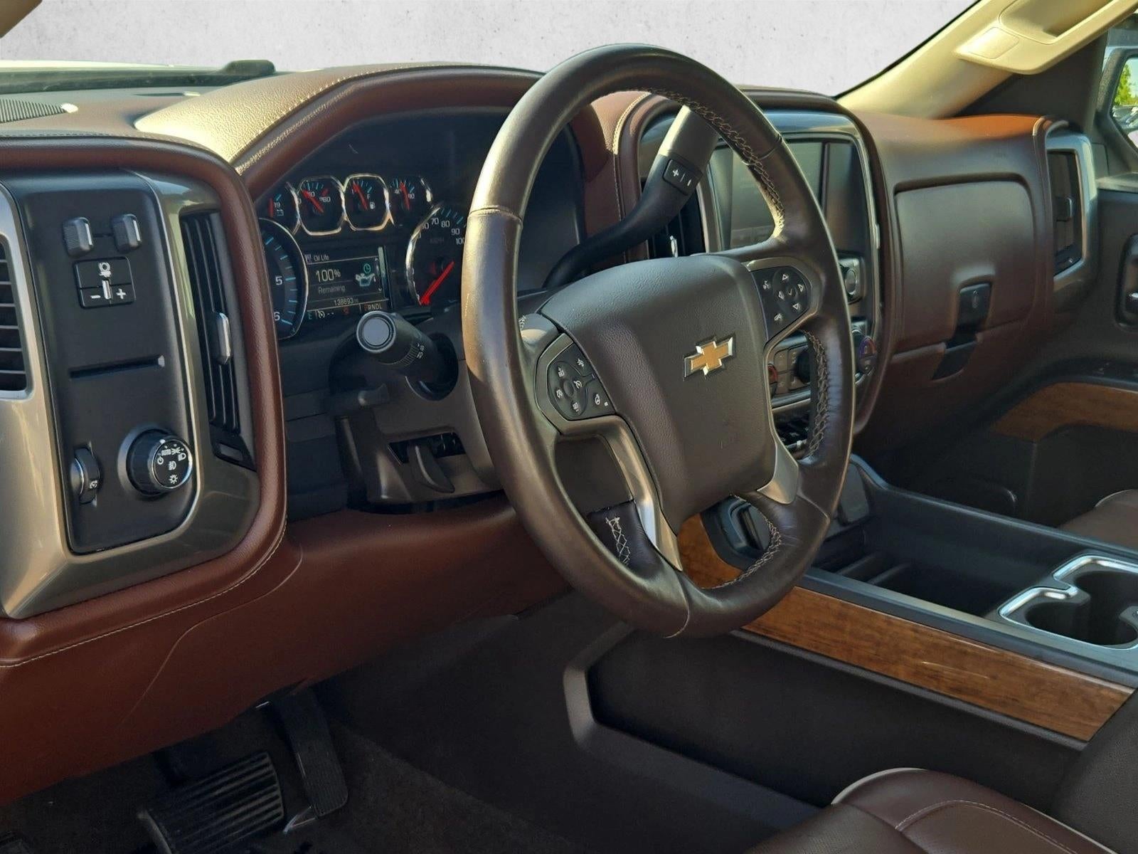 2017 Chevrolet Silverado 1500 Crew Cab Short Box 2-Wheel Drive High Country