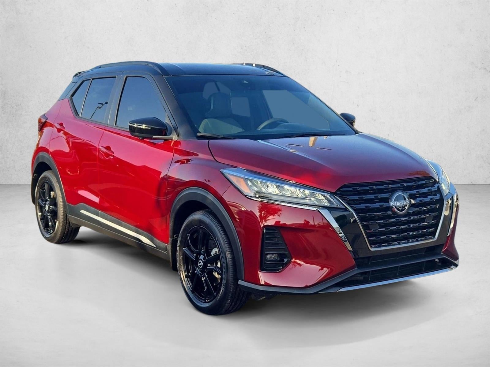 2024 Nissan Kicks SR FWD