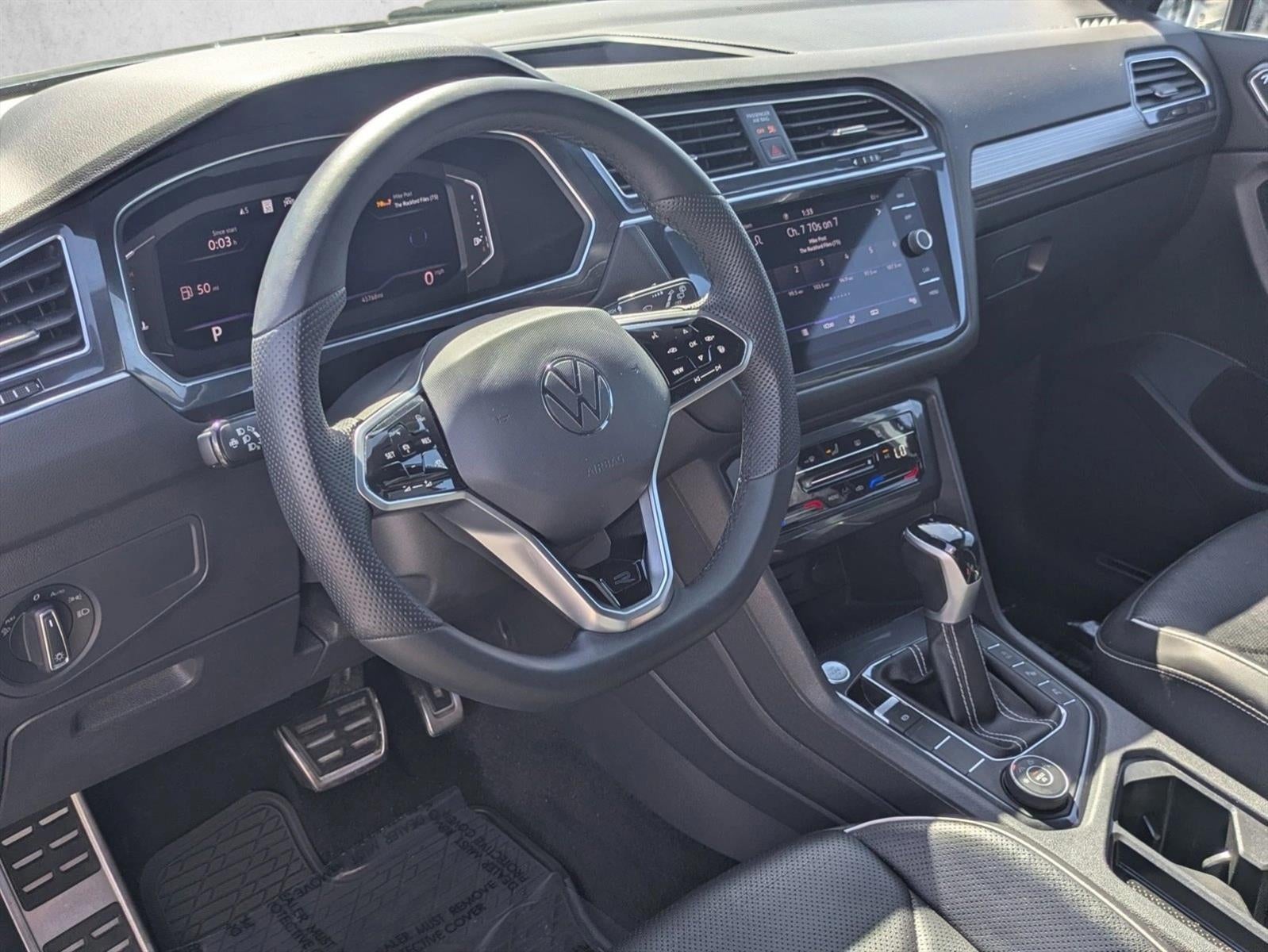 2022 Volkswagen Tiguan 2.0T SEL R-Line 4MOTION