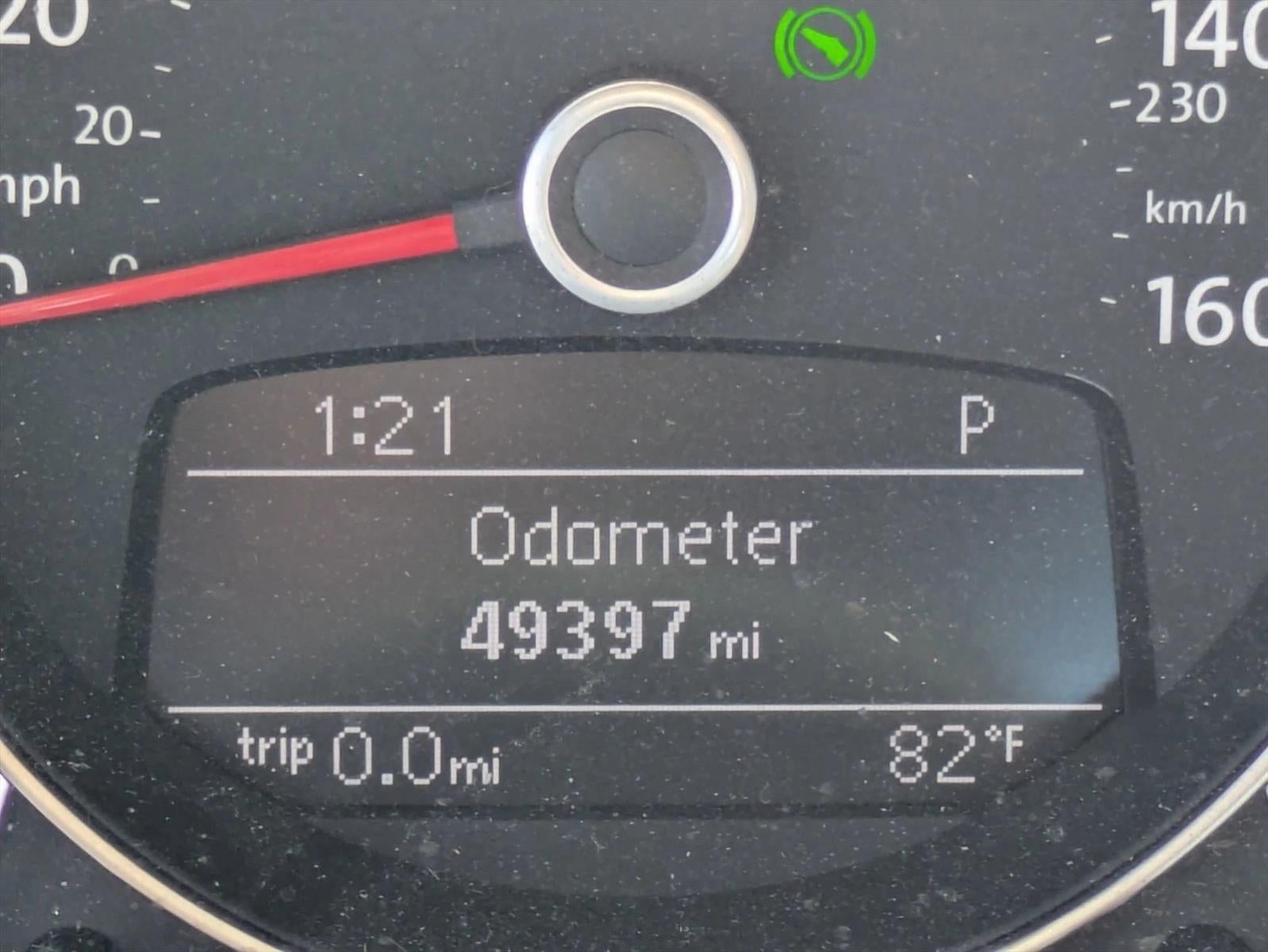 2016 Volkswagen Beetle Convertible 2dr Auto 1.8T Denim PZEV