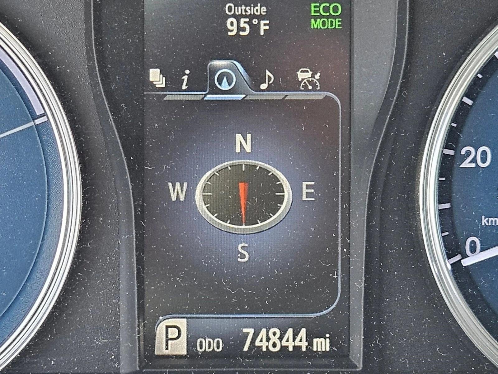 2017 Toyota Camry Hybrid XLE CVT (Natl)