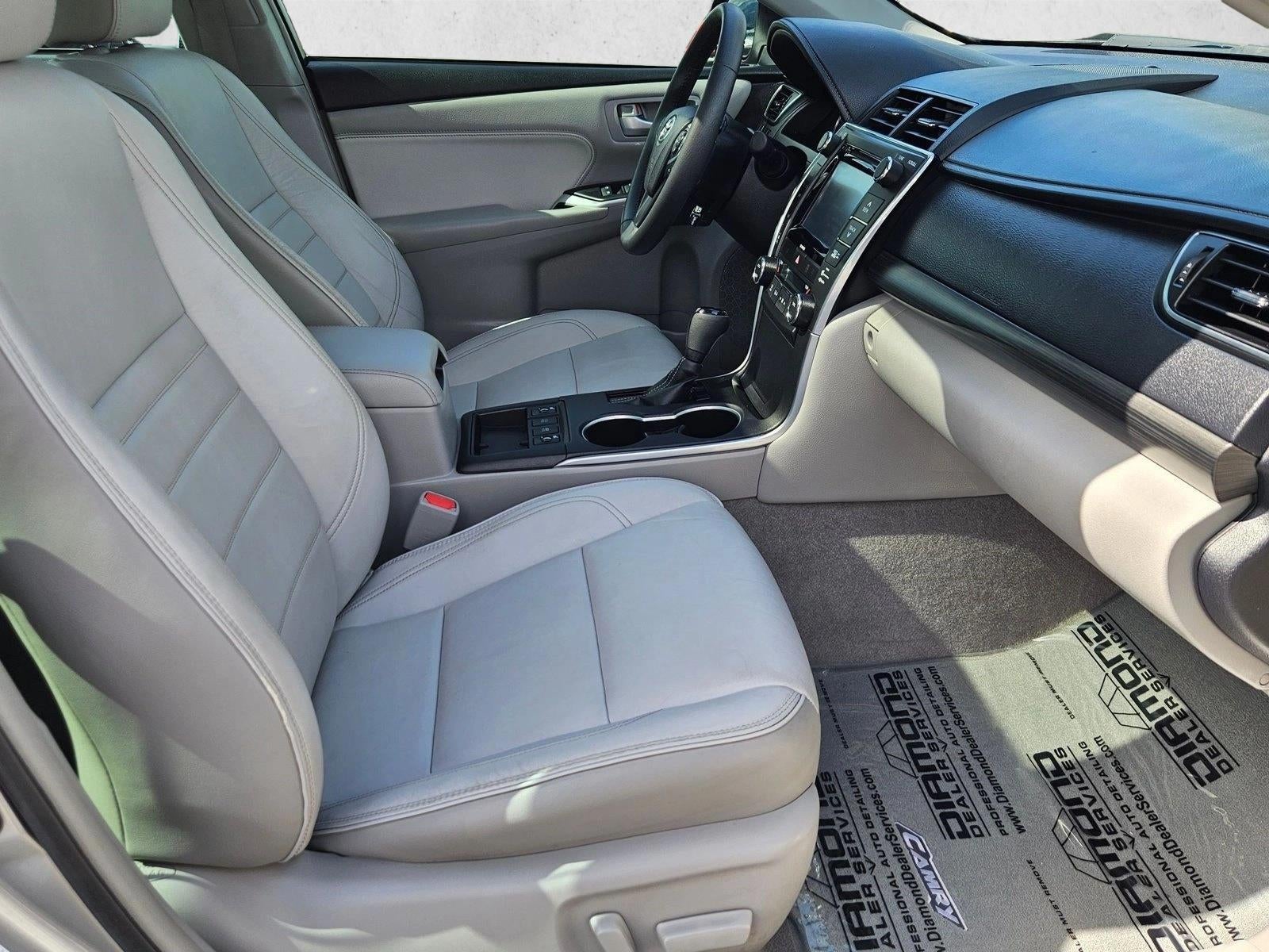 2017 Toyota Camry Hybrid XLE CVT (Natl)