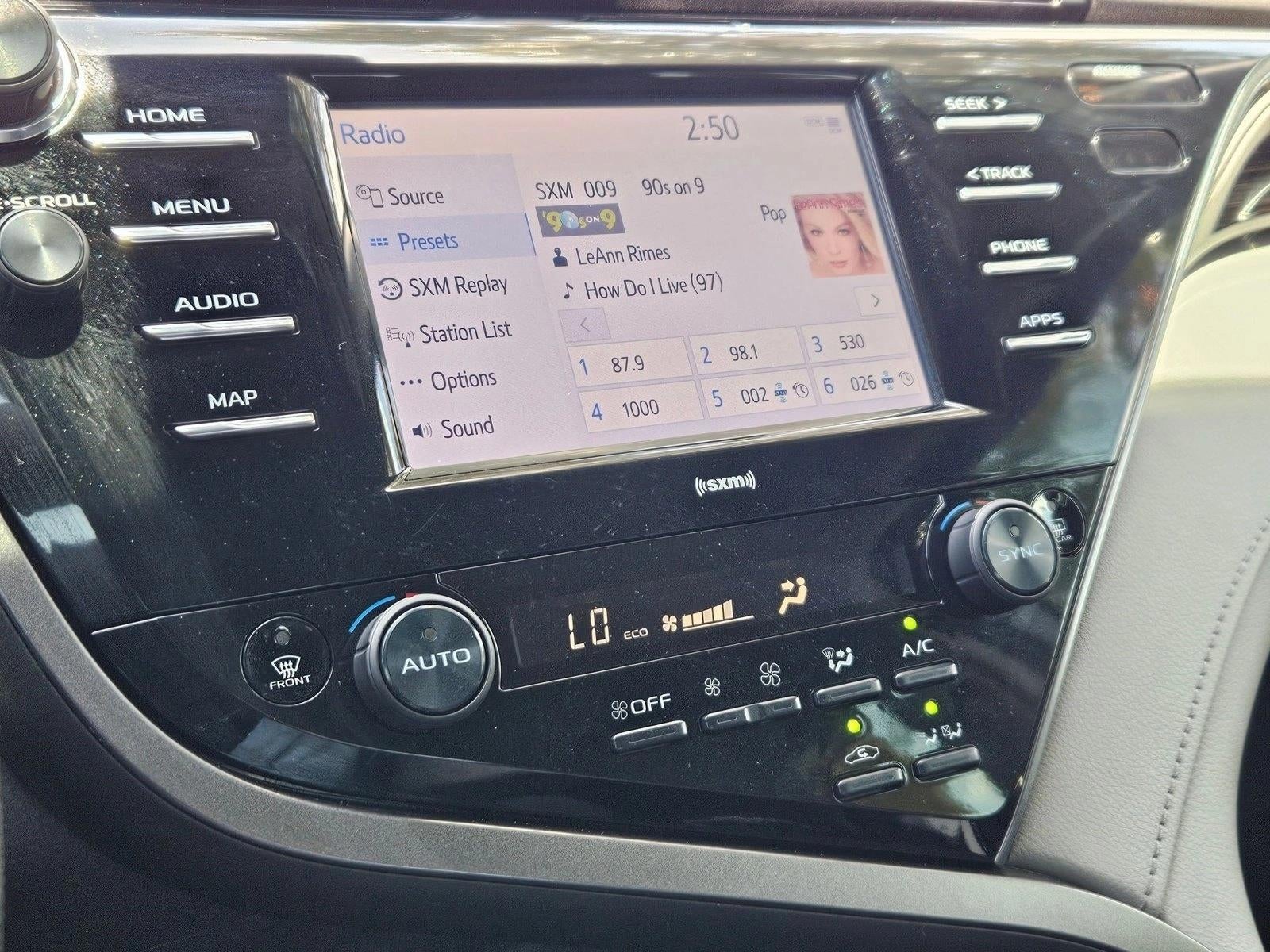2020 Toyota Camry Hybrid LE CVT (Natl)