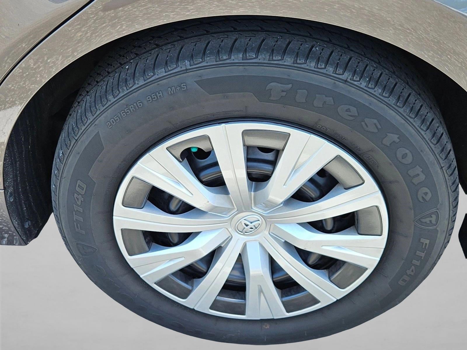 2020 Toyota Camry Hybrid LE CVT (Natl)