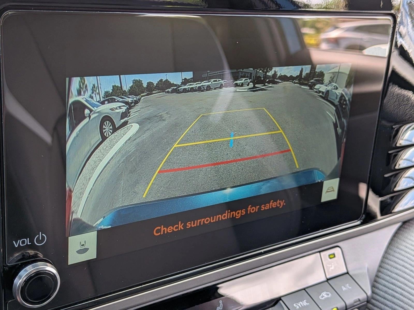 2025 Toyota Camry SE (SE)