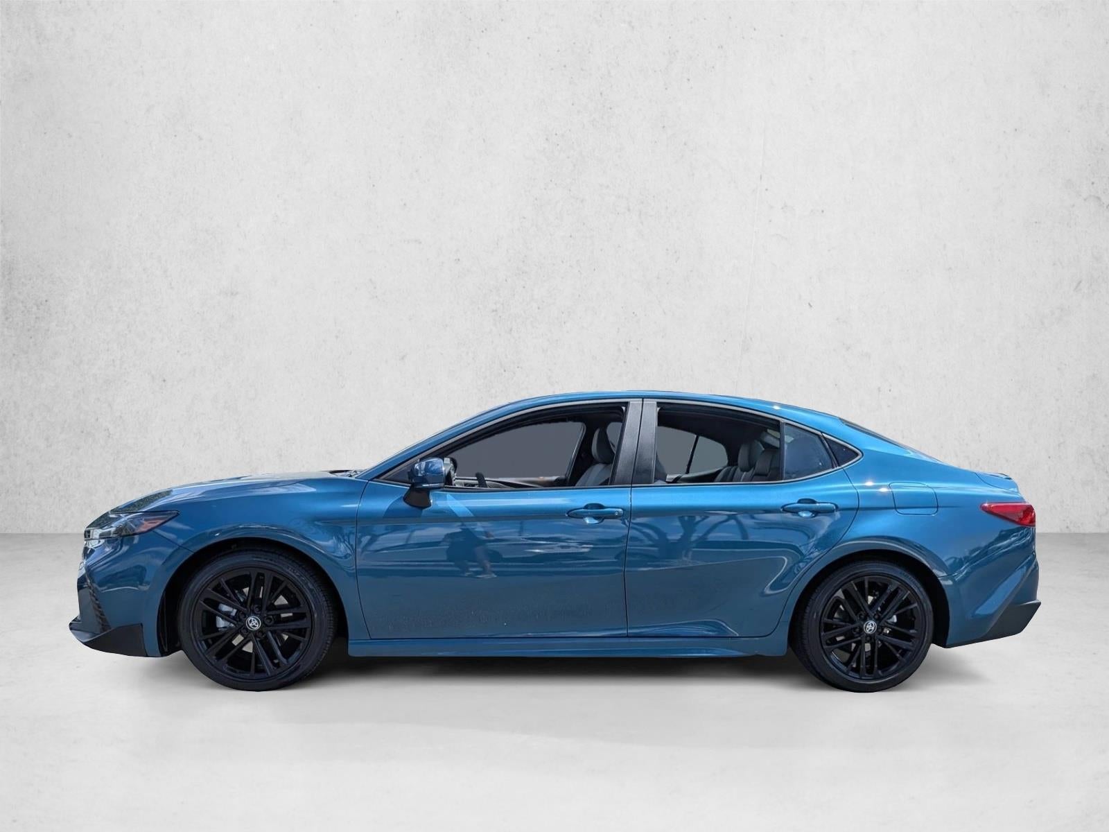 2025 Toyota Camry SE (SE)