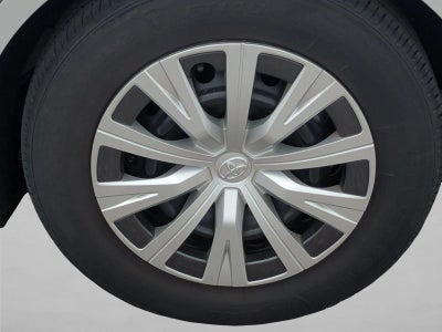 2022 Toyota Camry Hybrid LE CVT (Natl)