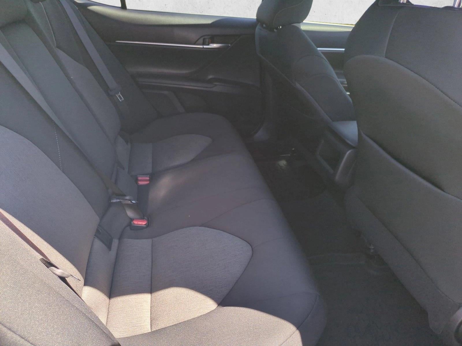 2022 Toyota Camry Hybrid LE CVT (Natl)