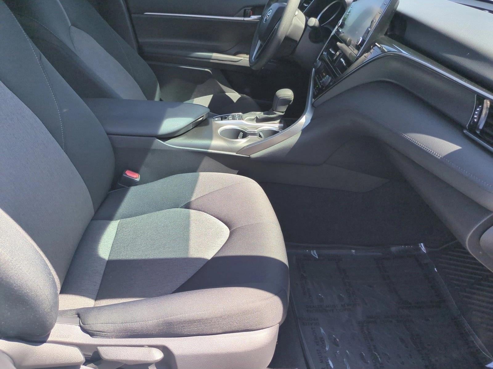 2022 Toyota Camry Hybrid LE CVT (Natl)