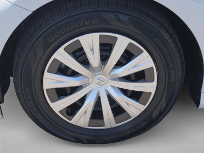 2022 Toyota Camry Hybrid LE CVT (Natl)