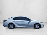 2022 Toyota Camry Hybrid LE CVT (Natl)