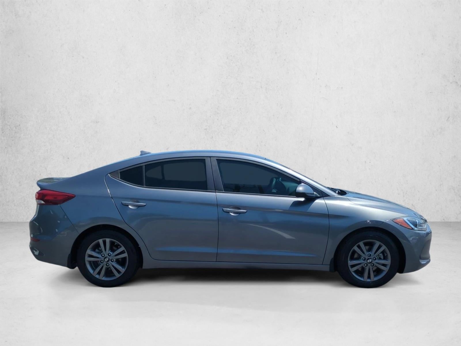 2018 Hyundai ELANTRA SEL 2.0L Auto