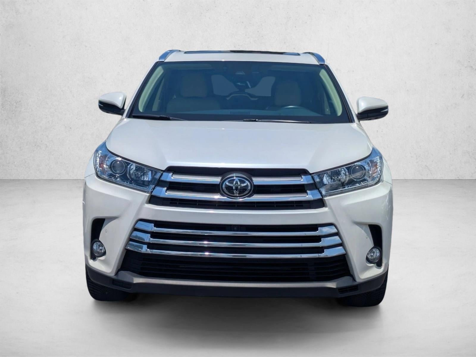 2017 Toyota Highlander Limited Platinum V6 AWD (Natl)