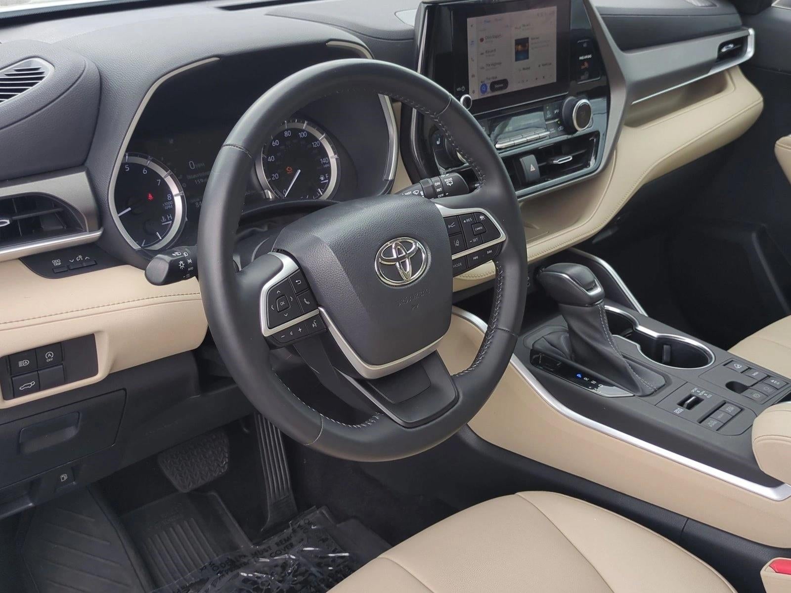 2023 Toyota Highlander XLE AWD (Natl)