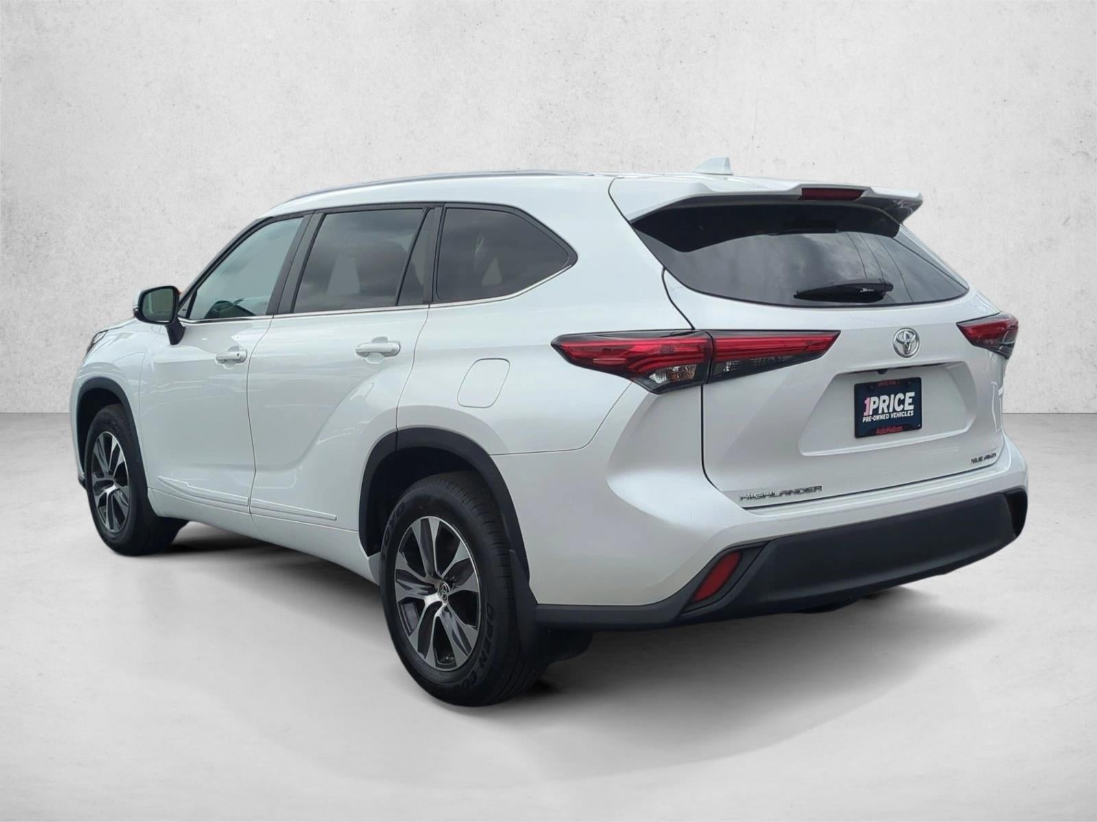 2023 Toyota Highlander XLE AWD (Natl)