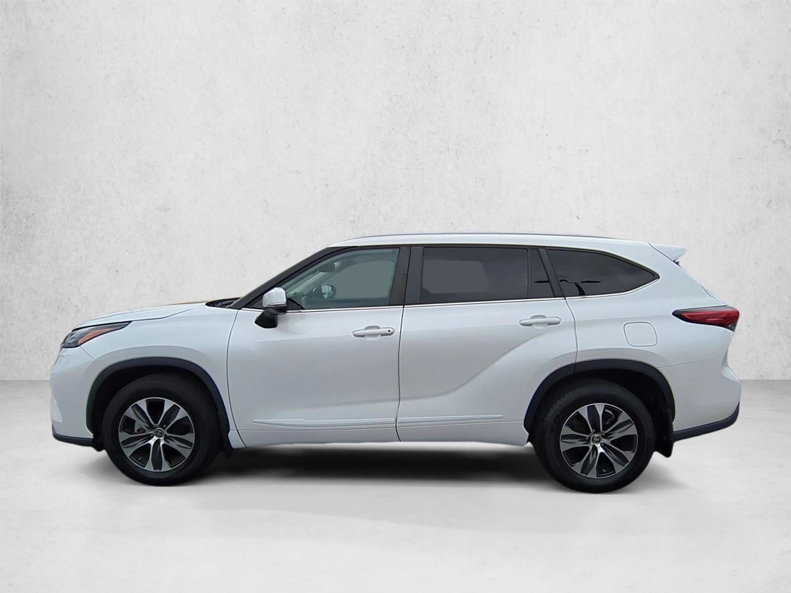 2023 Toyota Highlander XLE AWD (Natl)
