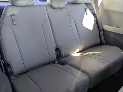 2022 Toyota Sienna XLE FWD 8-Passenger (Natl)