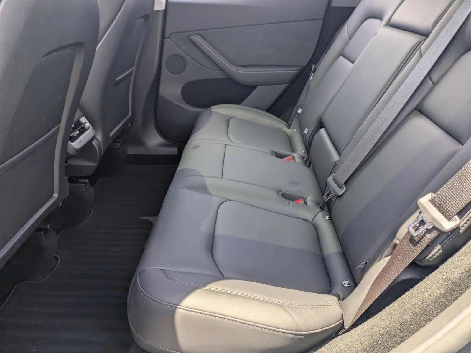 2024 Tesla Model Y Long Range AWD