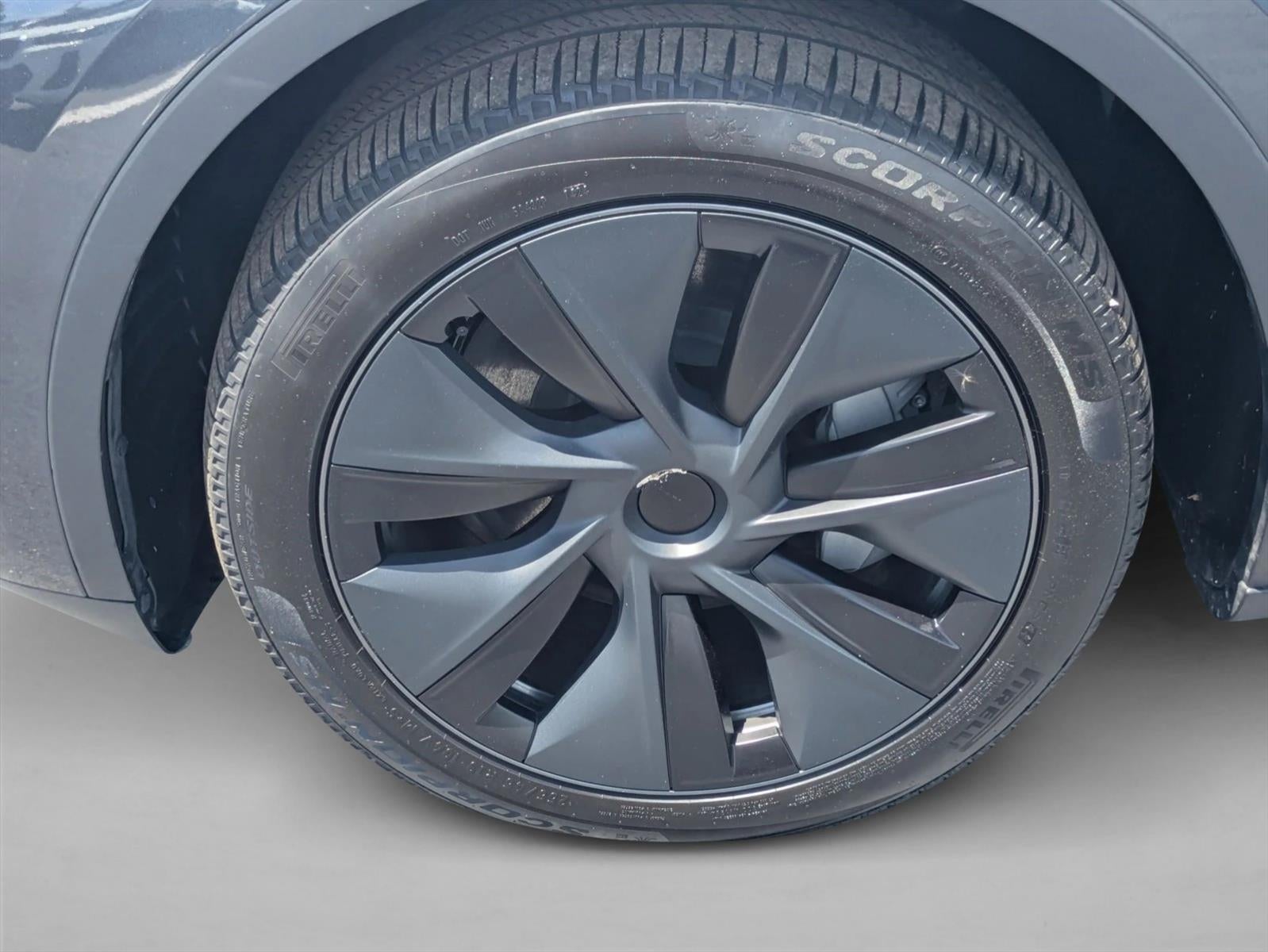 2024 Tesla Model Y Long Range AWD