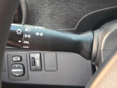 2015 Toyota Prius c 5dr HB Two (Natl)