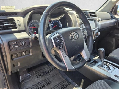 2016 Toyota 4Runner RWD 4dr V6 SR5 (Natl)