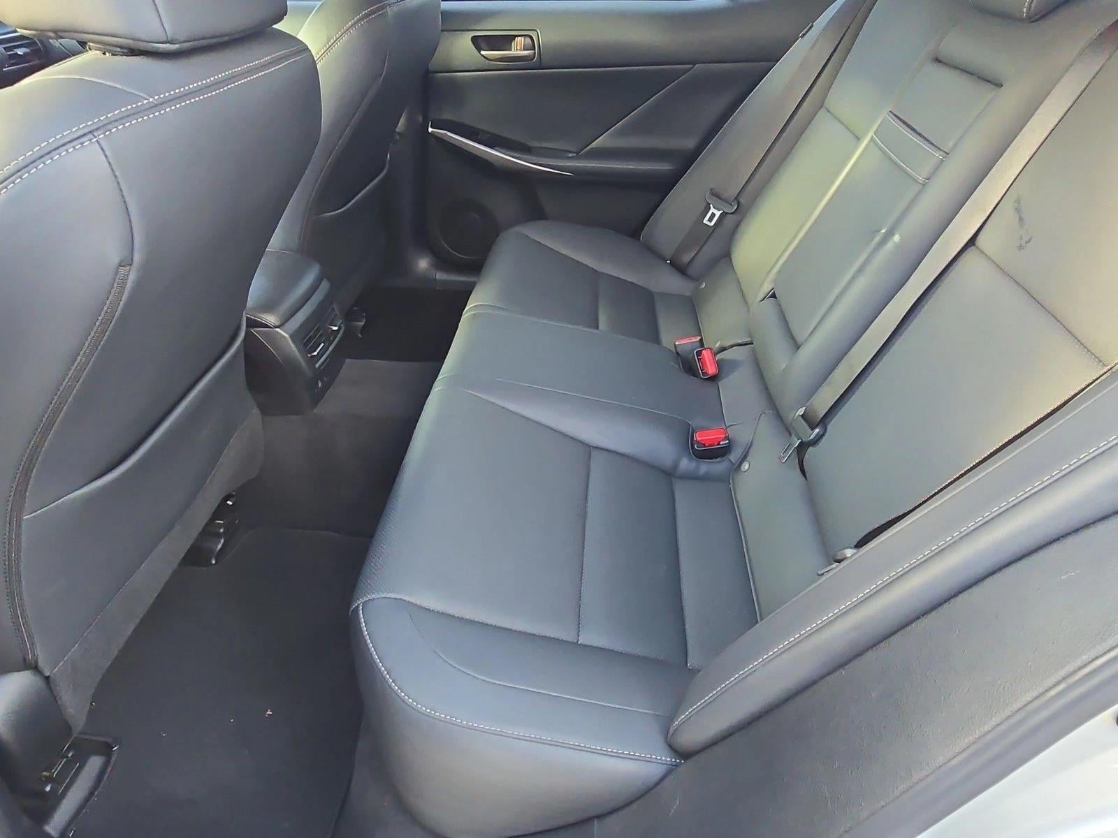 2019 Lexus IS 300 RWD