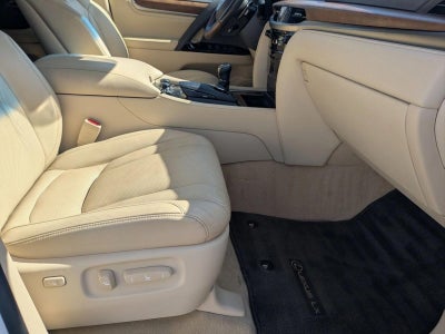 2020 Lexus LX 570 Two Row 4WD