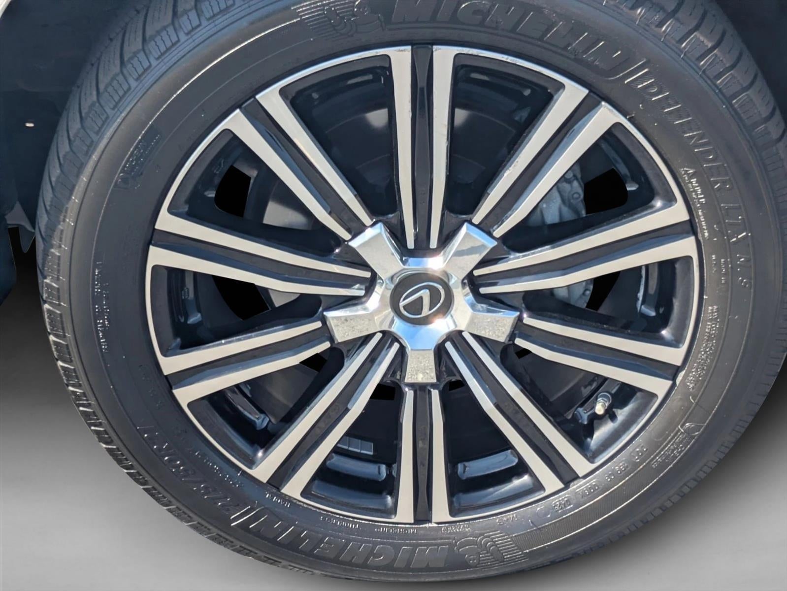 2020 Lexus LX 570 Two Row 4WD