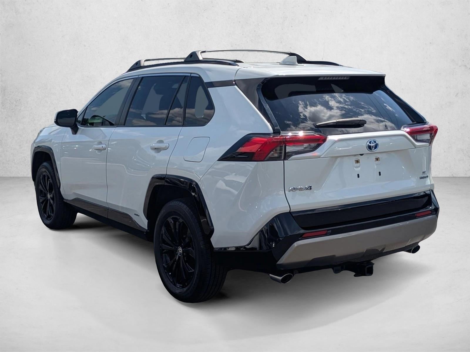 2022 Toyota RAV4 Hybrid SE AWD (Natl)