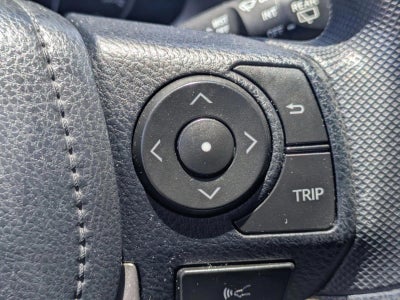 2017 Toyota RAV4 LE FWD (GS)