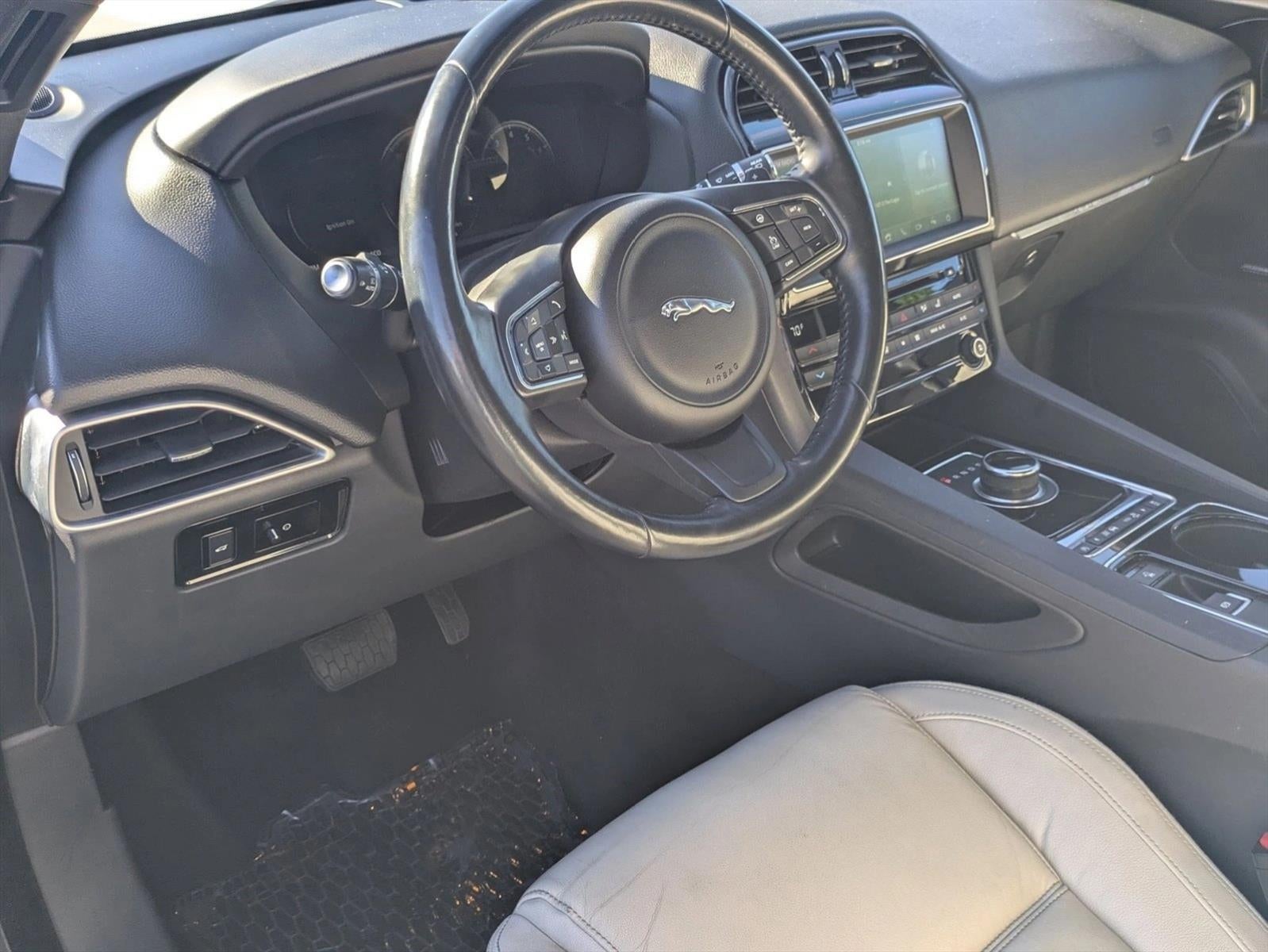 2017 Jaguar F-PACE 35t Prestige AWD