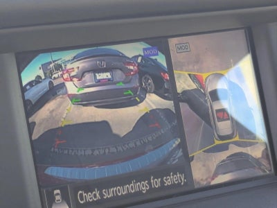 2018 INFINITI QX30 Sport FWD