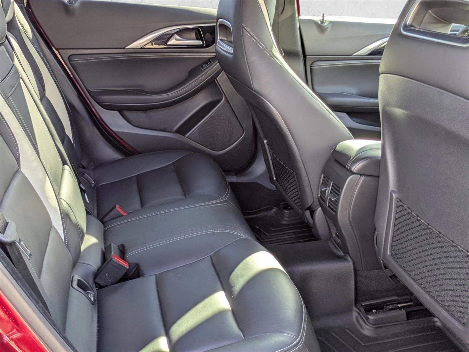 2018 INFINITI QX30 Sport FWD